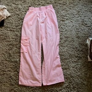 Cargo pink pants